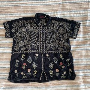 Johnny Was Black Rayon Embroidered Paisley Button Down Collared Camp Bandana